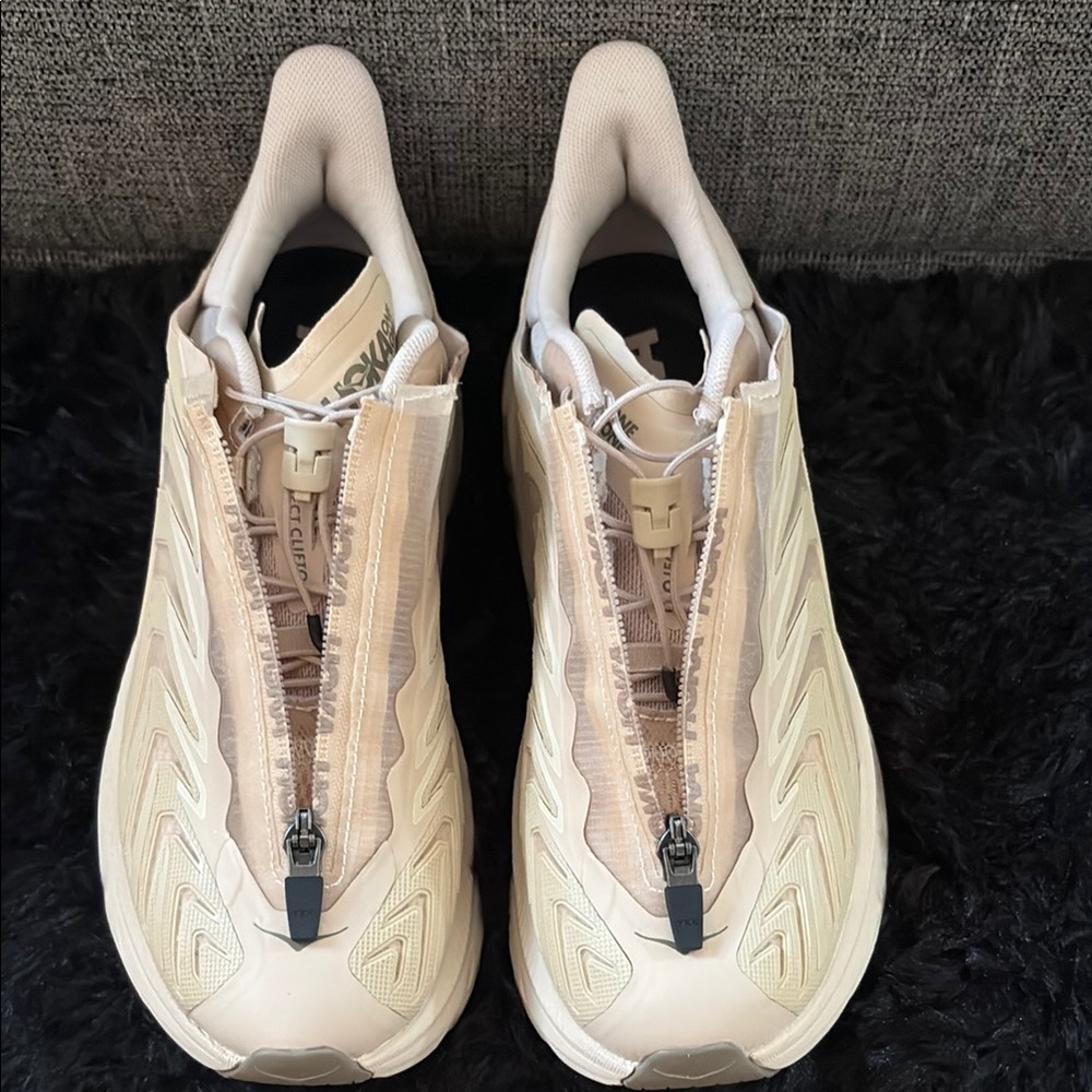 New Stylish Beige Women's Hoka Sneakers